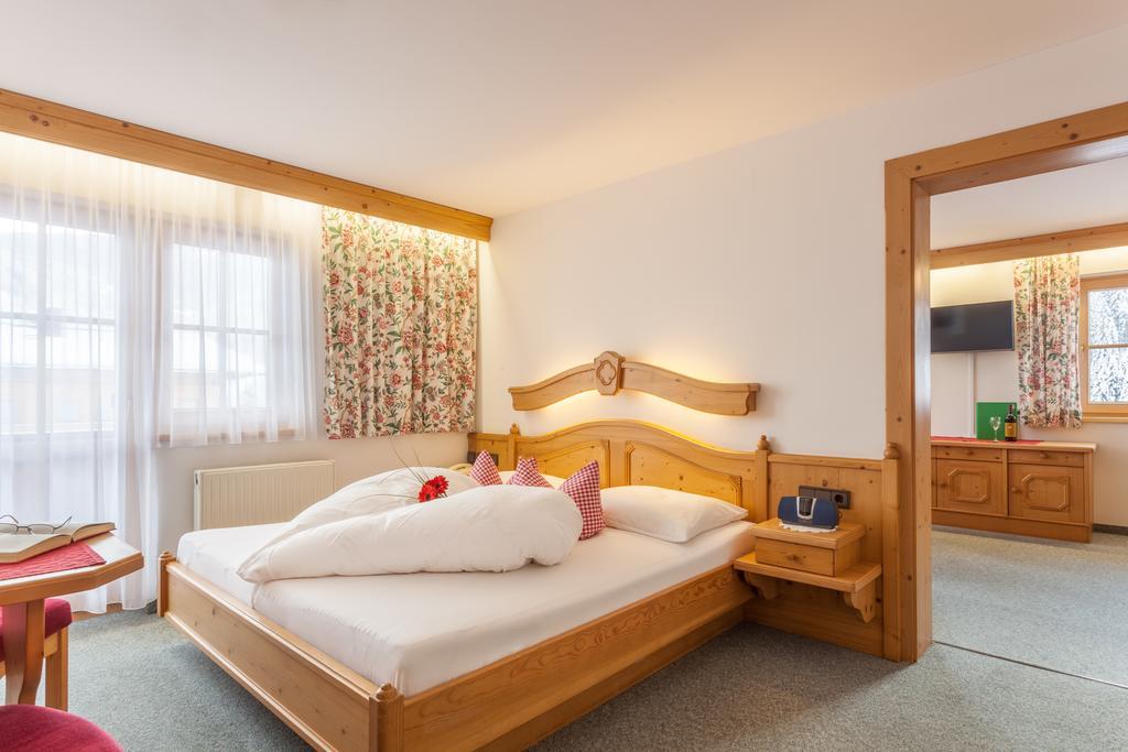 Hotel Garni Hanslerhof " Urlaub Am Bauernhof " Герлос Экстерьер фото